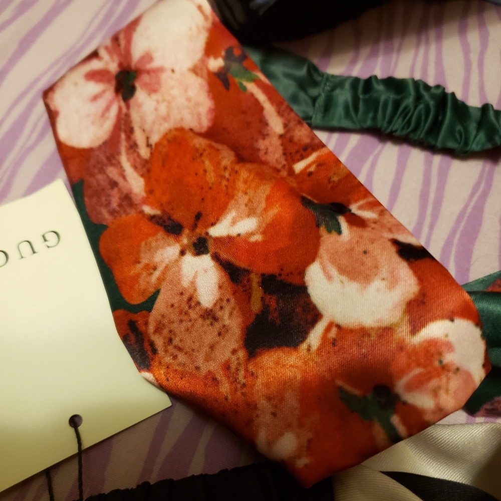 Gucci - Picture 3 of 4